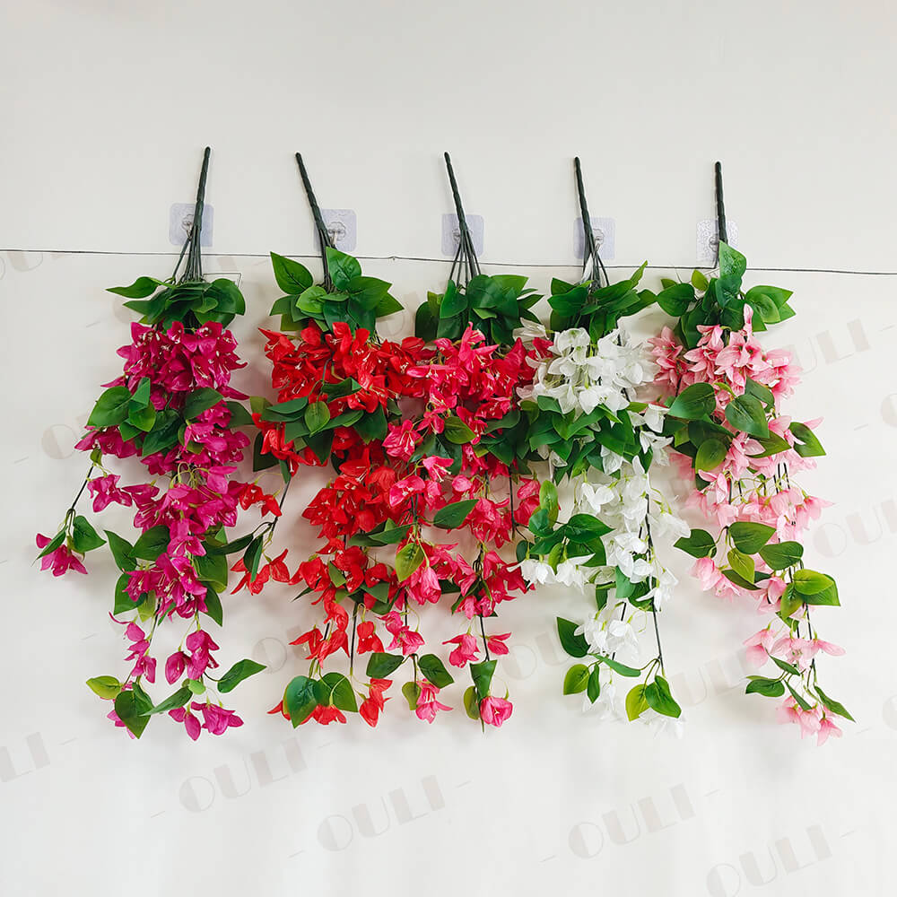 Zijde bougainvillea muur hangen